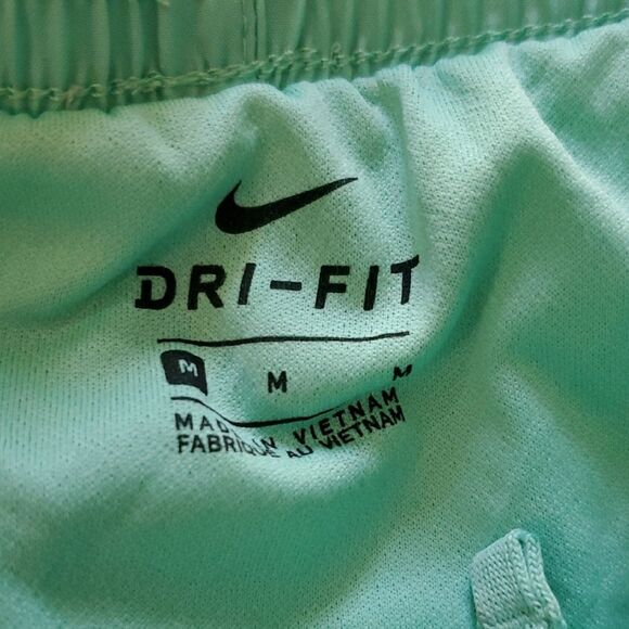 Nike Light Teal Dri-FIT Shorts Womens Medium - Picture 2 of 6